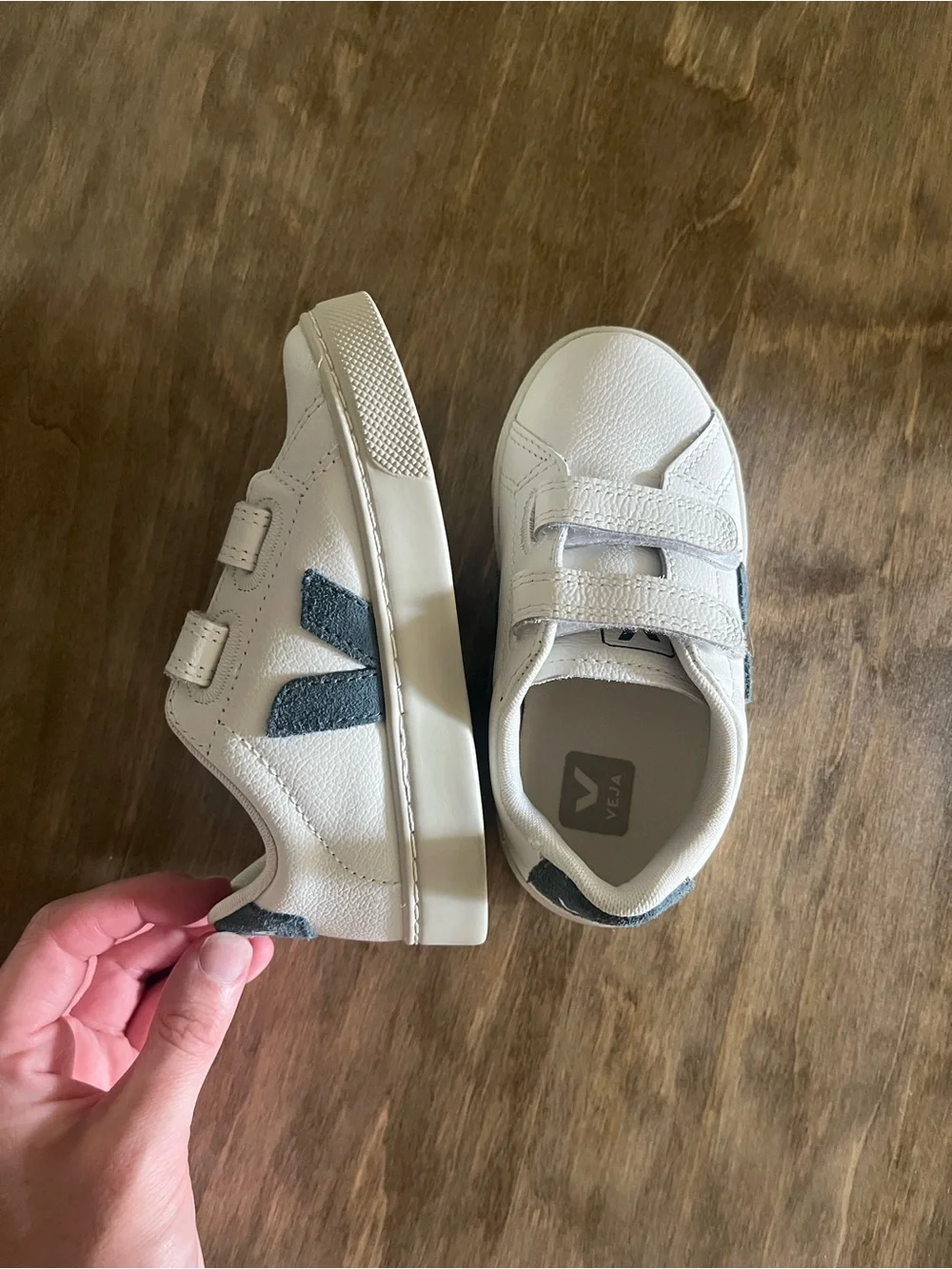 NWOT Veja Kids White Sneakers with Blue V Logo